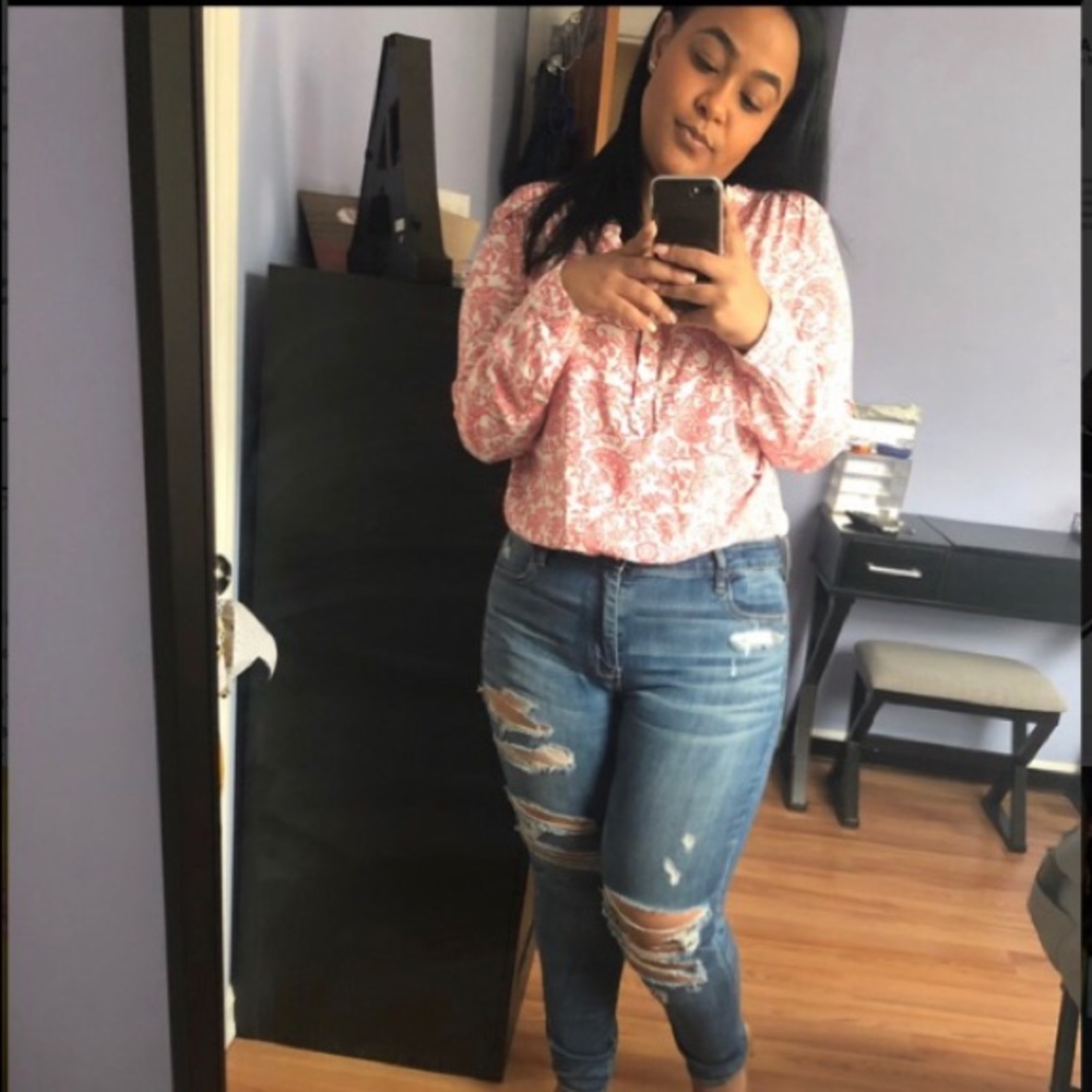 Meet your Posher, Ariana